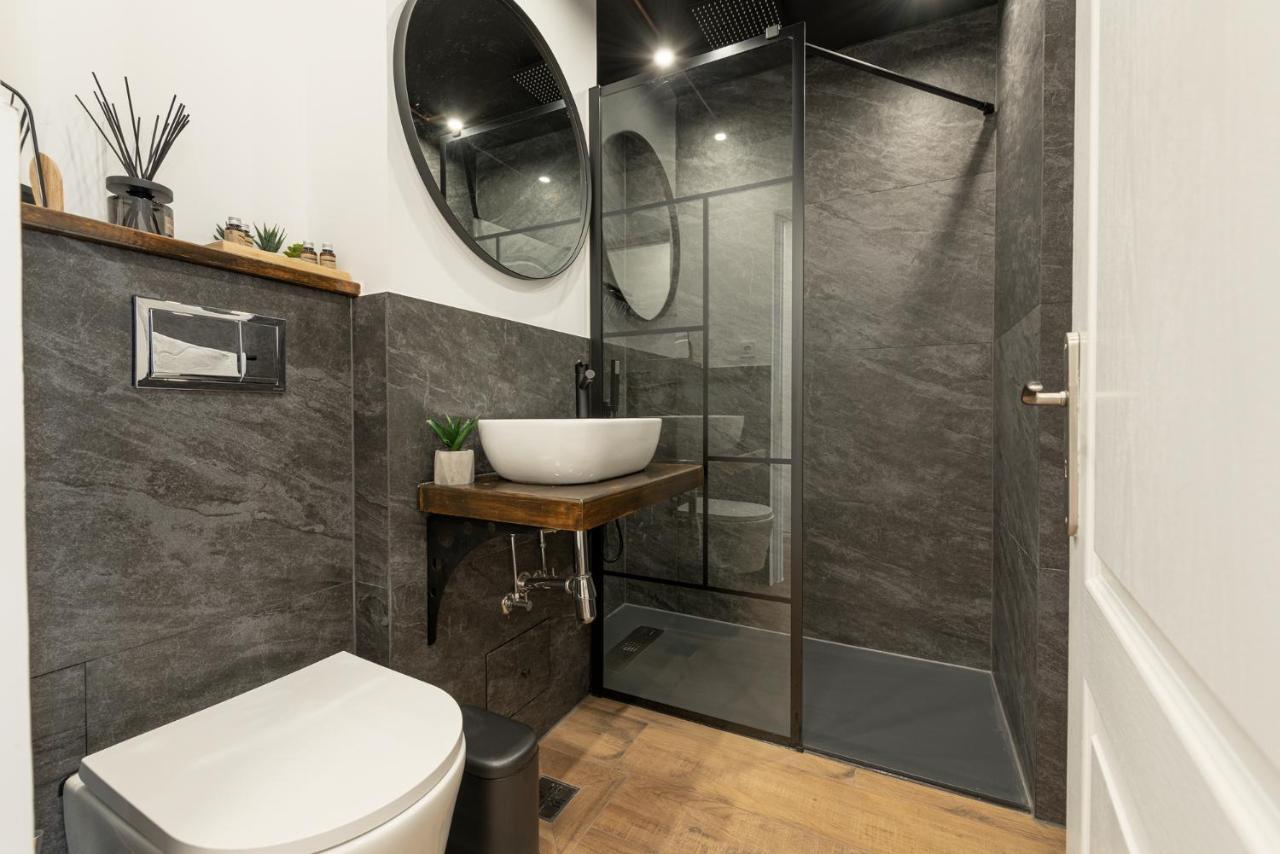 Moon Apartments คลูจ-นาโปกา ภายนอก รูปภาพ