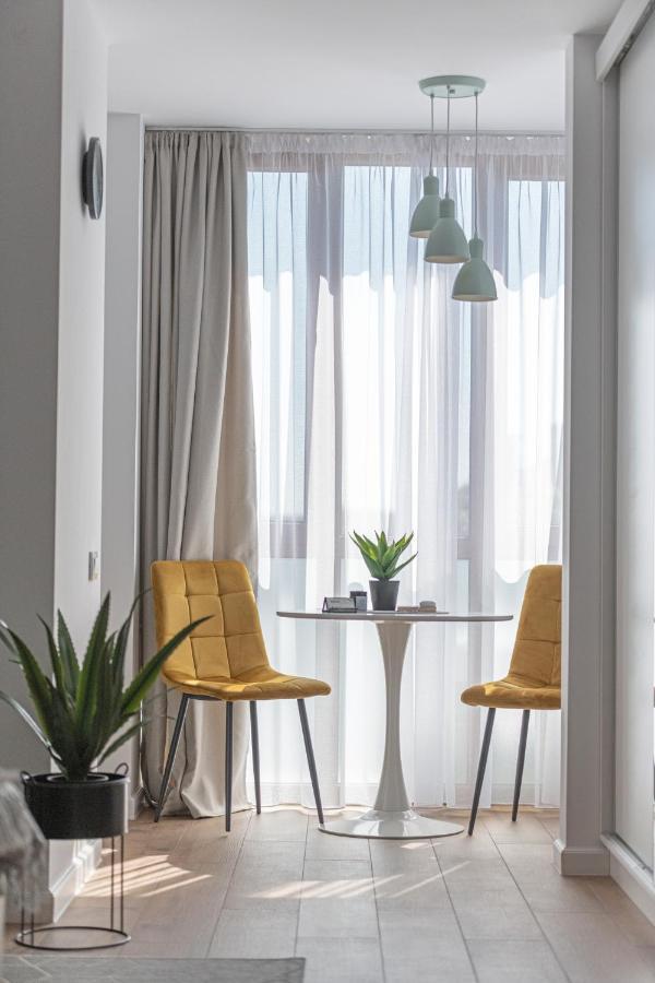 Moon Apartments คลูจ-นาโปกา ภายนอก รูปภาพ